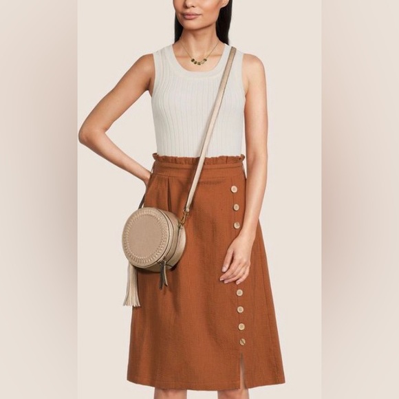 🤎 NWT! Braided Round Crossbody Bag - Picture 2 of 4